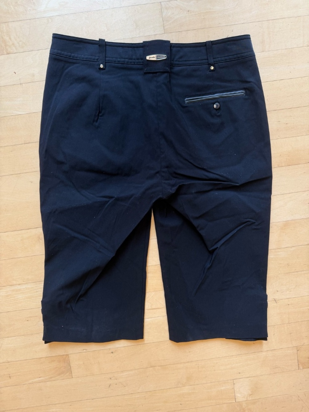 Jamie Sadock Black zipper detail shorts, 6, CB2801 - Picture 3 of 3